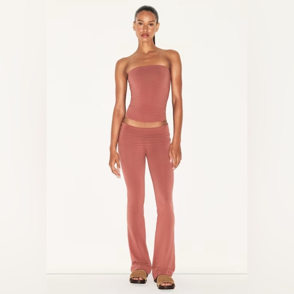 SKIMS Foldover Pants Redwood L